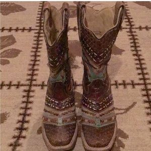6.5M Corral Cowboy boots